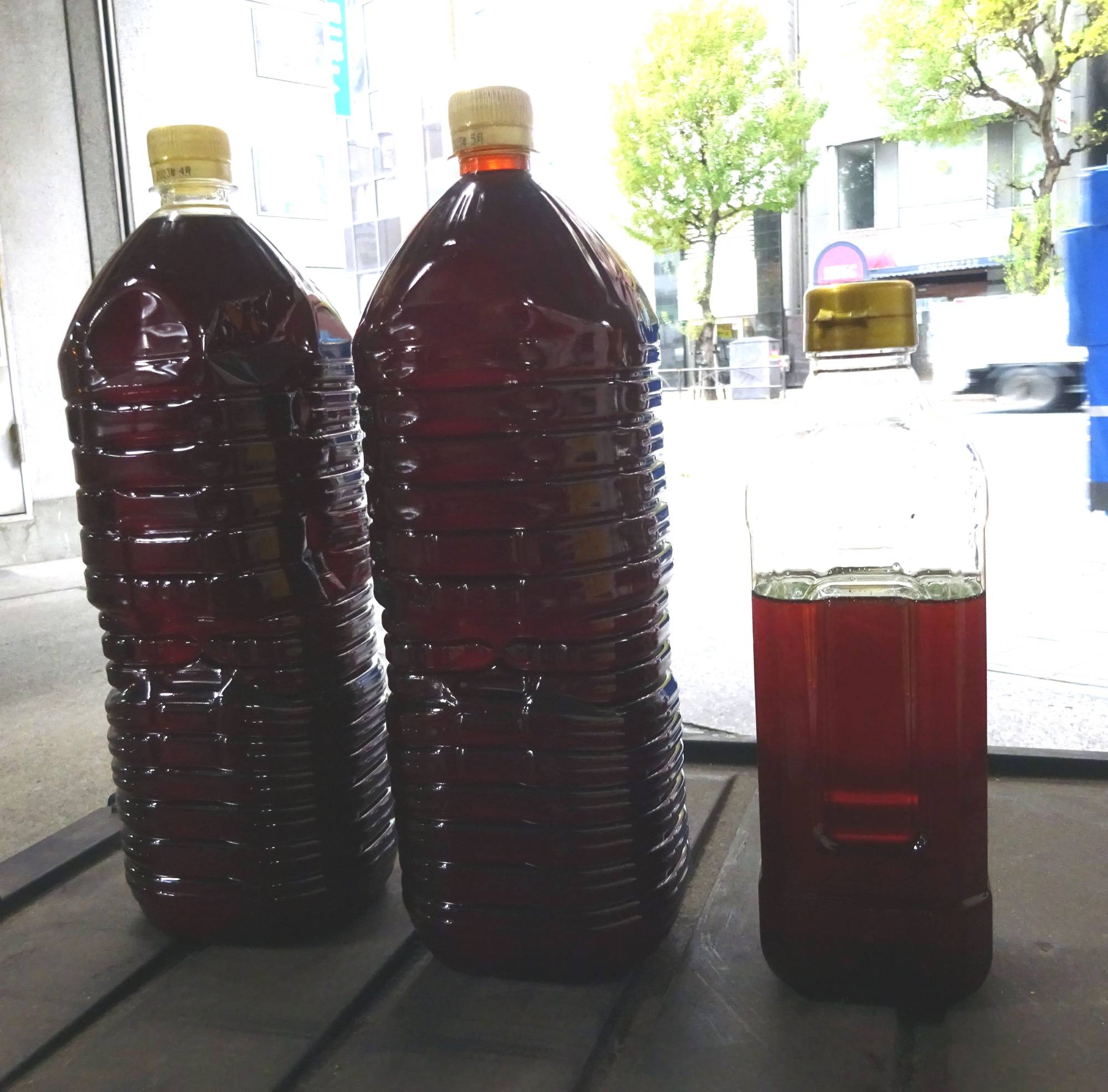 5 Used Cooking Oil - Image 1